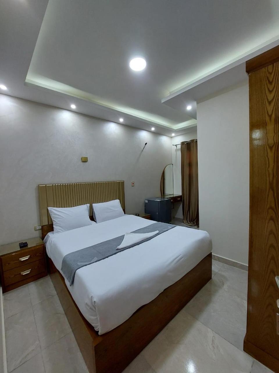 Regent Pyramids View Ξενοδοχείο Kafret el-Gabal Εξωτερικό φωτογραφία