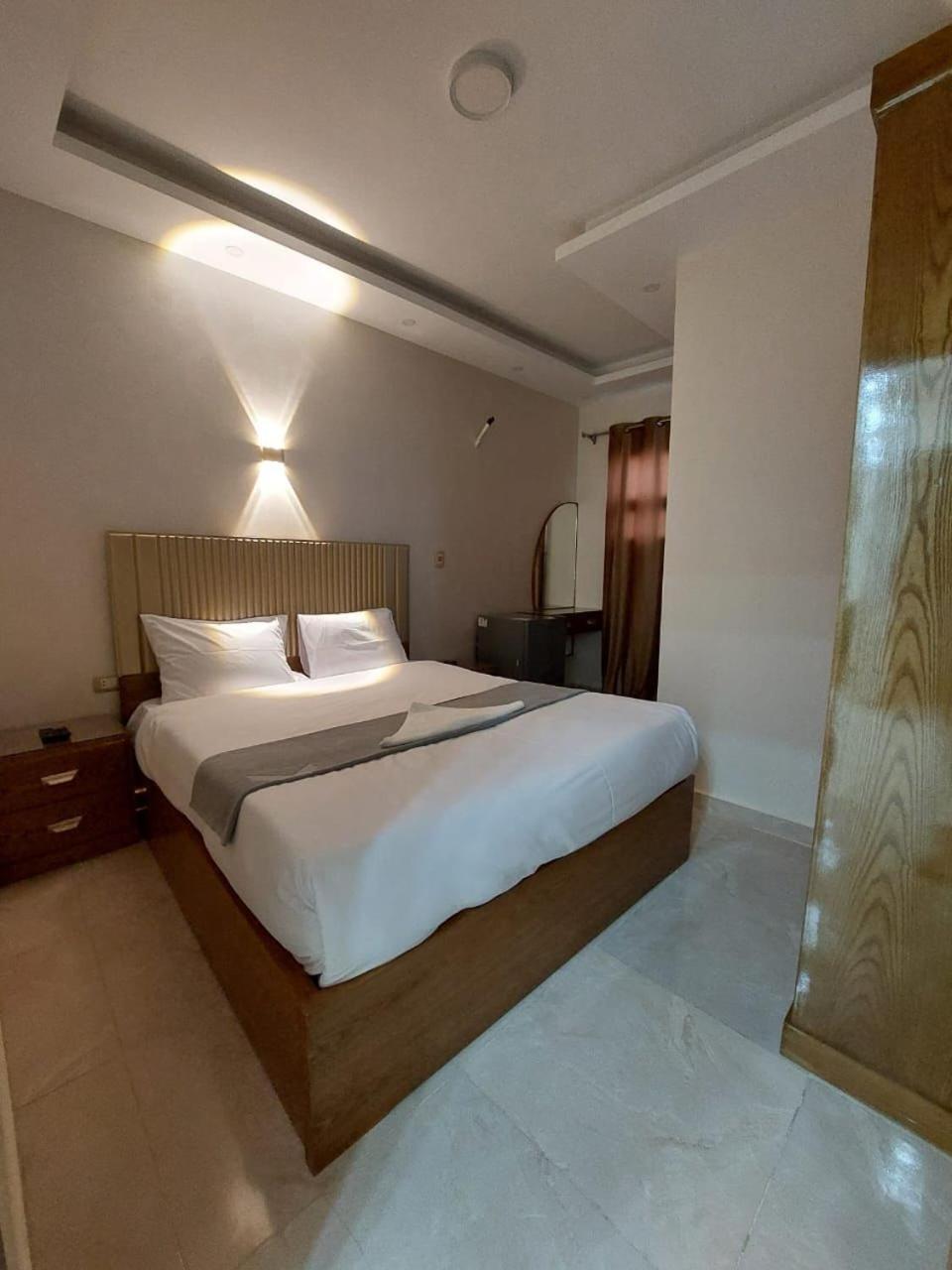 Regent Pyramids View Ξενοδοχείο Kafret el-Gabal Εξωτερικό φωτογραφία